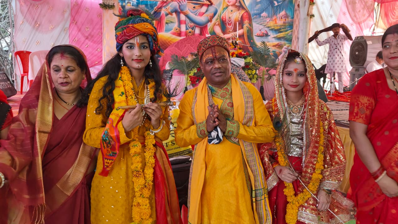 Devotees Gathering